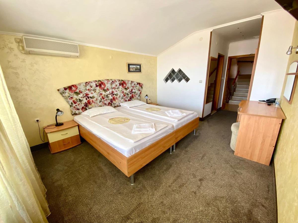 Family Hotel The Golden Fish Sozopol Zewnętrze zdjęcie