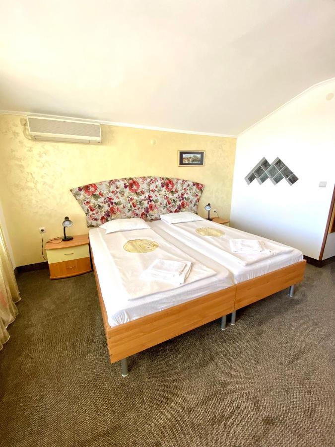 Family Hotel The Golden Fish Sozopol Zewnętrze zdjęcie
